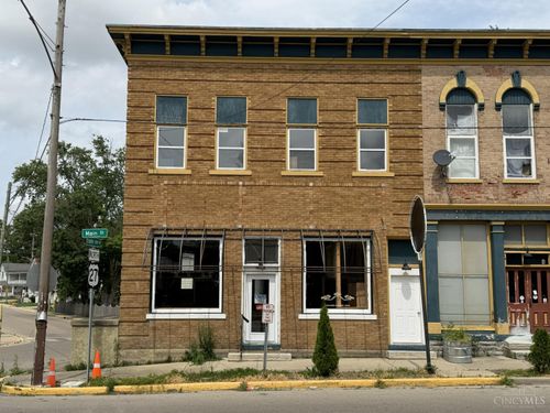 2 Main St, College Corner, OH, 45003-9008 | Card Image