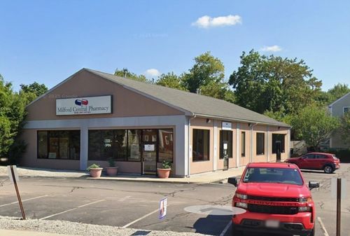 2-105 E Main St, Milford, MA, 01757 | Card Image