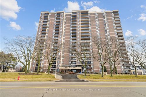 709-301 Frances Ave, Stoney Creek, ON, L8E3W6 | Card Image