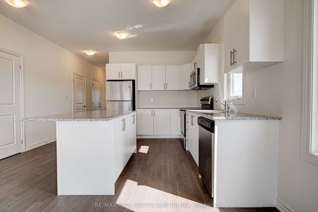 83 Cheryl Ave, House attached with 2 bedrooms, 2 bathrooms and 1 parking in Atwood ON | Image 8