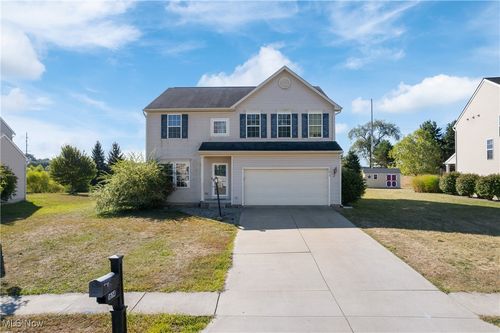 1614 Bellview St Ne, Canton, OH, 44721-2495 | Card Image