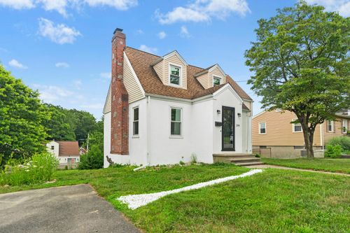 299 Marlborough Ter, Fairfield, CT, 06825-4453 | Card Image
