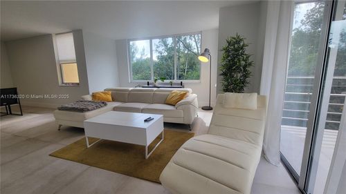 apt-307-17890 W Dixie Hwy, North Miami Beach, FL, 33160-4824 | Card Image
