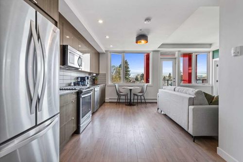 304-1526 9 Ave Se, Calgary, AB, T2G0T7 | Card Image