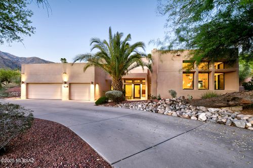 6530 N Finisterra Dr, Tucson, AZ, 85750-1000 | Card Image