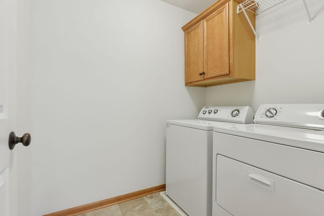 8026 Magnolia Ln N, Townhouse with 2 bedrooms, 3 bathrooms and null parking in Maple Grove MN | Image 18
