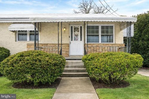 76 Wert Ave, Hamilton, NJ, 08610-4528 | Card Image