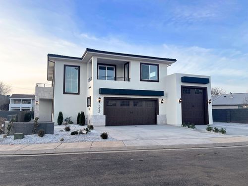 226 E 1100 N, Hurricane, UT, 84737-2695 | Card Image