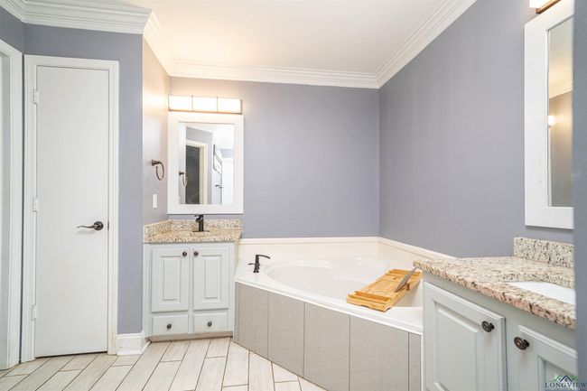 1505 Leach St, House other with 3 bedrooms, 2 bathrooms and null parking in Kilgore TX | Image 10