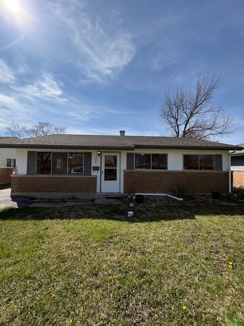 17226 Community St, Lansing, IL, 60438-1340 | Card Image