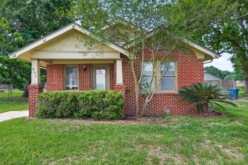231 Lakeview Dr, Sugar Land, TX, 77498-3007 | Card Image