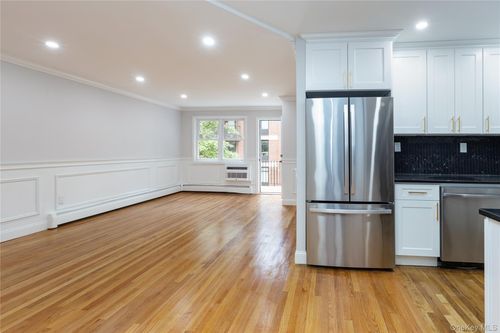 3-3524 Cambridge Ave, Bronx, NY, 10463-1703 | Card Image