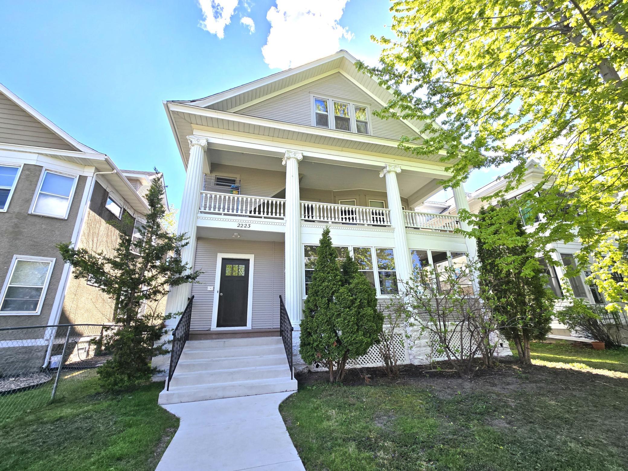 2223 Pleasant Ave, Minneapolis, MN 55404