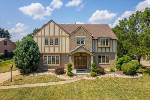 1452 Regency Dr, Clairton, PA, 15025-3186 | Card Image