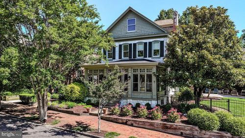 2607 W 18th St, WILMINGTON, DE, 19806-1114 | Card Image