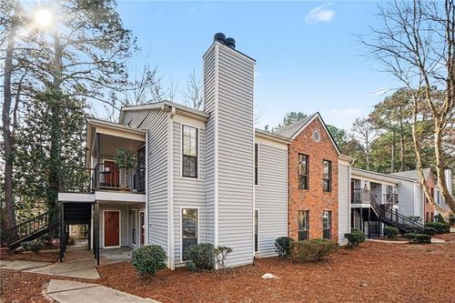 625 Windchase Ln, Stone Mountain, GA, 30083-6300 | Card Image