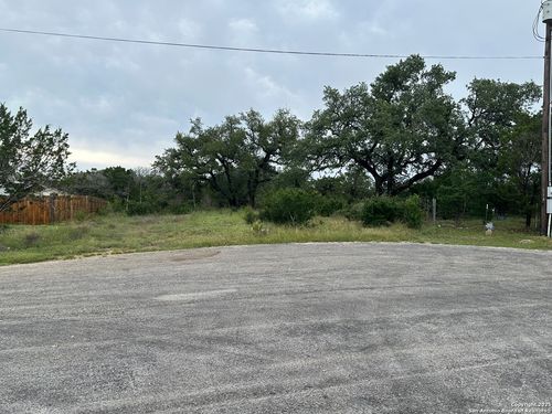 799 Mockingbird Cv, Spring Branch, TX, 78070-5225 | Card Image