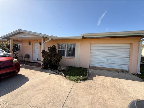 1379 Golf Dr, Fort Myers, FL, 33919-6355 | Card Image