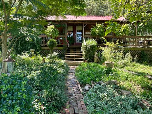 10960 Us Highway 60, Van Buren, MO, 63965-6275 | Card Image