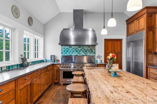 6430 Signal Mountain Rd, House other with 3 bedrooms, 4 bathrooms and 7 parking in Beulah CO | Image 27