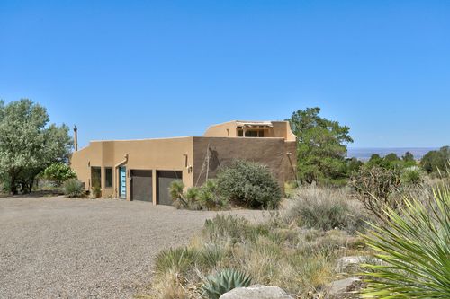 914 Tramway Ln Ne, Albuquerque, NM, 87122-1356 | Card Image