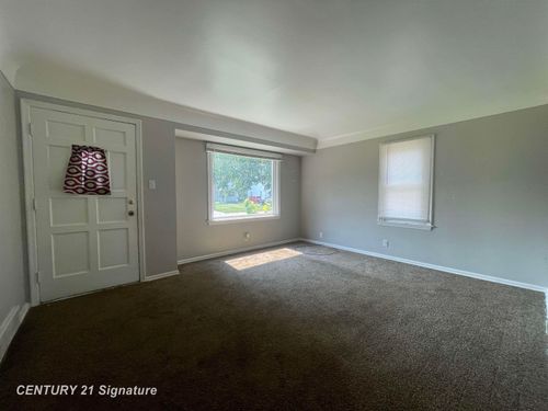 1418 Blueberry Ln, Flint, MI, 48507-5329 | Card Image