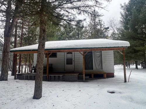 9769 S Parrott Cir Se, Fife Lake, MI, 49633-8287 | Card Image