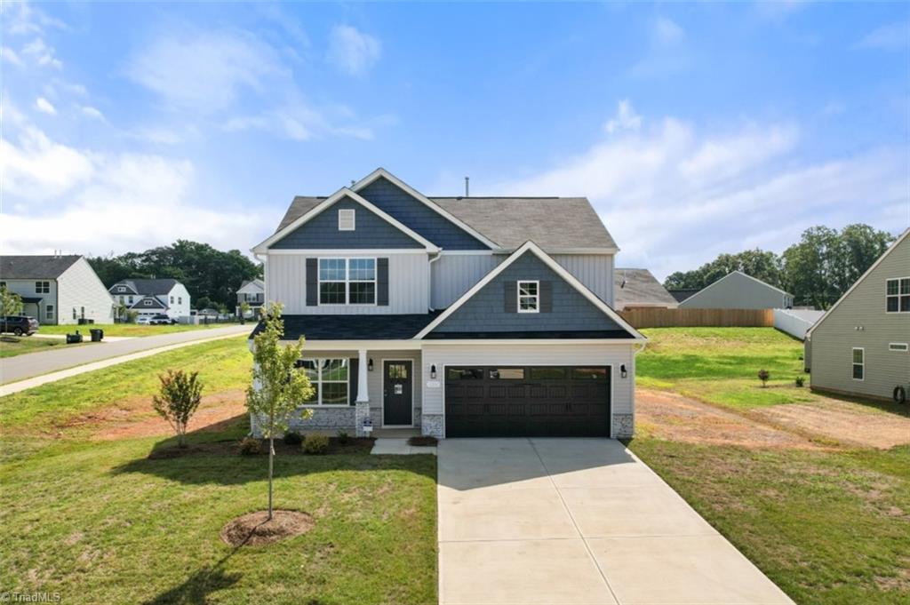 Sugar Maple Dr, King, NC 27021