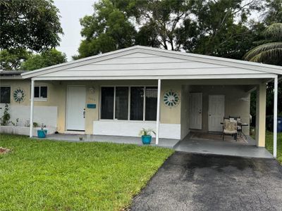 2825 Nw 9th Ave, House other with 3 bedrooms, 2 bathrooms and null parking in Wilton Manors FL | Image 2