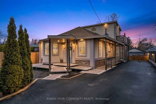 20 Farley Cir, Willow Beach, ON, L0E1S0 | Card Image