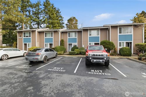 25406 106th Ave Se, Kent, WA, 98030-6467 | Card Image