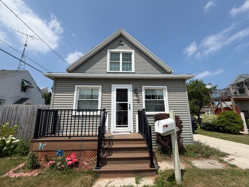 2012 Geele Ave, Sheboygan, WI, 53083-4543 | Card Image