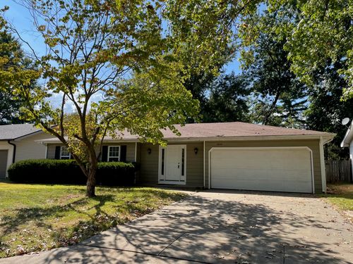 2909 S Roanoke Ave, Springfield, MO, 65807-3606 | Card Image