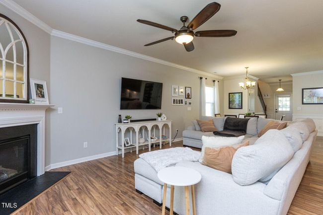 010-1280x960-living-room | Image 7