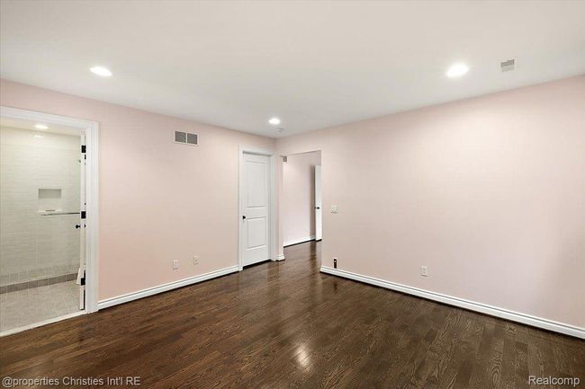 699 Abbey St, House other with 4 bedrooms, 6 bathrooms and null parking in Birmingham MI | Image 52