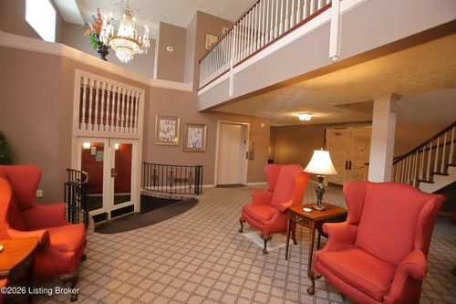 233-1602 Gardiner Ln, Louisville, KY, 40205-2761 | Card Image