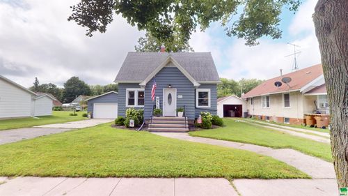 413 Main St, Albert City, IA, 50510-1200 | Card Image