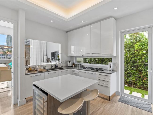 224 S Island, House other with 4 bedrooms, 6 bathrooms and null parking in Golden Beach FL | Image 74