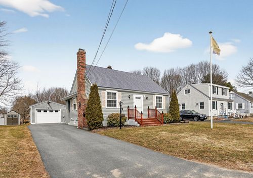 35 Mckinley Street, South Portland, ME, 04106 | Card Image