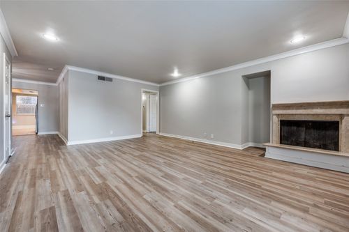 103-10201 Regal Oaks Dr, Dallas, TX, 75230-4943 | Card Image