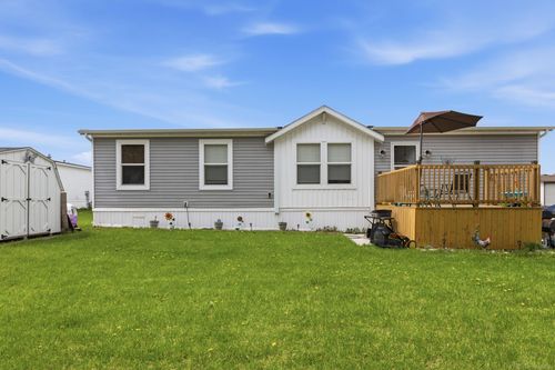 1401 Juniper Ct, Columbus, MI, 48063-3240 | Card Image