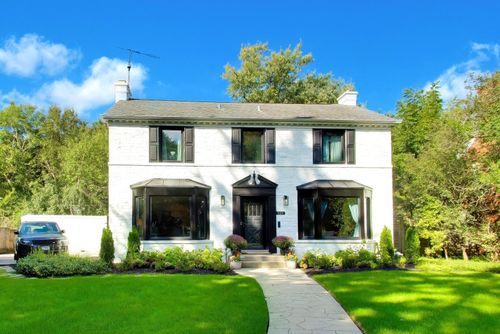 901 Locust Rd, Wilmette, IL, 60091-1216 | Card Image
