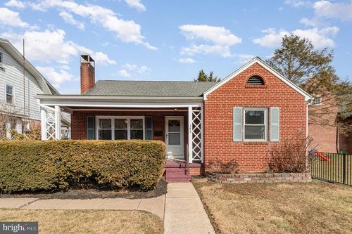 345 N 2nd St, WORMLEYSBURG, PA, 17043-1104 | Card Image