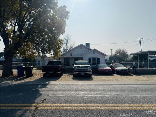 7805 Panama Rd, Lamont, CA, 93241-1317 | Card Image