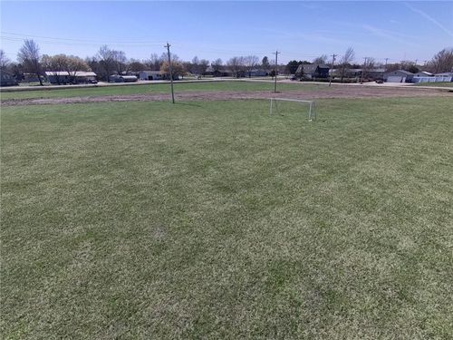 00001 Cross Street, Burlington, KS, 66839 | Card Image