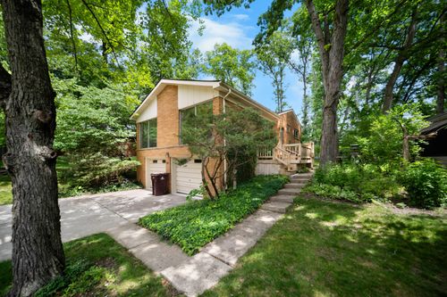 2125 Needham Road, Ann Arbor, MI, 48104 | Card Image
