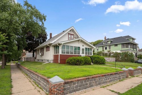 1019 Virginia St, Saint Paul, MN, 55117-5132 | Card Image