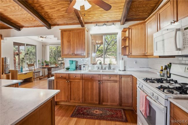 Kitchen | Image 5