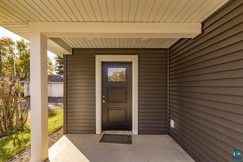 b-335 20th St, Cloquet, MN, 55720-2122 | Card Image