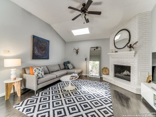 5935 Heather Vw, San Antonio, TX, 78249-3106 | Card Image